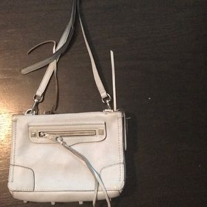 Rebecca Minkoff cross body puse